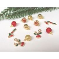 Dolls House Christmas Tree Decorations 12 Red & Gold Miniature Baubles and Trinkets 1:12th Scale