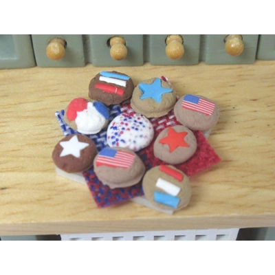 Dolls House 4th July Miniature Cookies with Serving Plate 1:12th Scale