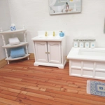 Dolls House Bath Bottles 1:12th Scale Bathroom Miniatures