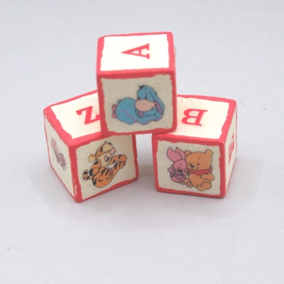 Dolls House Toy Letter Blocks Winnie the Pooh Theme Set of 3 Red Nursery Miniature 1: 12 Scale