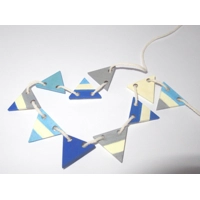 Dolls House Bunting Miniature Seaside Beach House Hut 10 Wood Flags 1:12 Scale