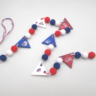Dolls House Pennant 4th July Garland Bunting 6 Flags and PomPoms Miniature Decoration 1:12 Scale