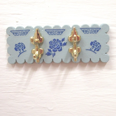 Dolls House Coat Rack Hooks Miniature Blue Clothes Robe Towel Wall Pegs Rail 1:12 Scale Accessory
