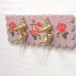 Dolls House Coat Rack Hooks Pink Roses Miniature Clothes Robe Towel Wall Pegs Rail 1:12 Scale Access