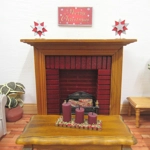 Dolls House Merry Christmas Sign 1:12th Scale Red and Silver Decoration Miniature