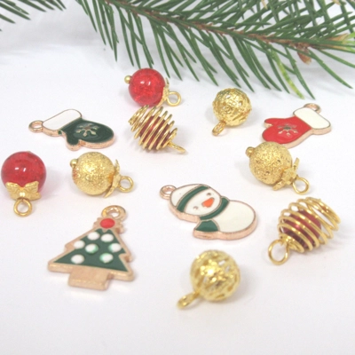Dolls House Christmas Tree Decorations 12 Red Gold Miniature Baubles and Trinkets 1:12th Scale