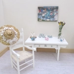 Dolls House Straw Hat Decorated with White Flowers Miniature Clothes Accessory 1:12 Scale