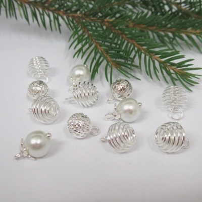 Dolls House Christmas Tree Decorations 12 White Silver Baubles Miniature Xmas Ornaments 1:12th Scale