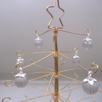 Dolls House Christmas Tree Decorations 6 Silver Colour Frosted Miniature Glass Baubles 1:12 Scale