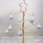 Dolls House Christmas Tree Decorations 8 Multi Colour Baubles Miniature Ornaments 1:12th Scale