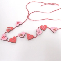 Dolls House Bunting 9 Wood Decorated Love Hearts Miniature Decoration 1:12 Scale