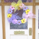 Dolls House Wreath Flowers and Bows 1:12th Scale Miniature Door Decoration