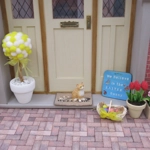 Dolls House Easter Basket with 10 Hand Painted Coloured Eggs Miniature Decoration 1:12th Scale