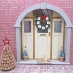 Dolls House Christmas Wreath Miniature White Flowers Berries and Red Organza Bow 1:12 Scale