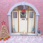 Dolls House Christmas Wreath with Tiny Candy Cane Embellishments Miniature Decoration 1:12 Scale