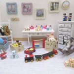 Dolls House Toy Letter Blocks Set of 3 Winnie the Pooh White and Yellow 1:12 Scale Nursery Miniature