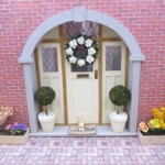 Dolls House Wreath White Roses Miniature Door Decoration 1:12 Scale