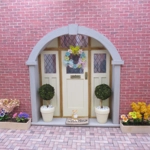 Dolls House Wreath Flowers and Bows Miniature Door Decoration 1:12th Scale