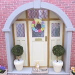 Dolls House Door Wreath 1:12th Scale Miniature Decoration