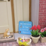 Dolls House Easter Basket with 10 Hand Painted Coloured Eggs Miniature Decoration 1:12th Scale