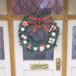 Dolls House Christmas Wreath with Tiny Xmas Embellishments Miniature Door Decoration 1:12 Scale