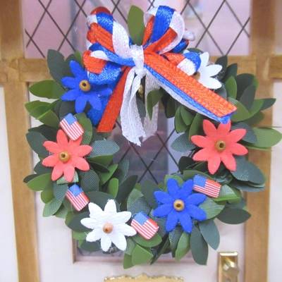 Dolls House 4th July Wreath Independence Day Miniature Door Decoration 1:12 Scale