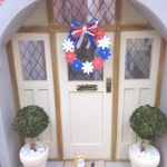 Dolls House Wreath Red Blue and White Miniature Door Decoration 1:12 Scale