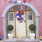 Dolls House Wreath Red White Blue Flowers and Bows 4th July Miniature Door Decoration 1:12 Scale