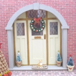 Dolls House Christmas Wreath Miniature Door Decoration 1:12 Scale