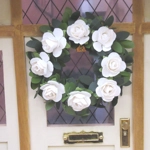 Dolls House Wreath White Roses Miniature Door Decoration 1:12 Scale