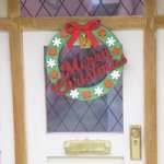 Dolls House Wreath Merry Christmas with Tiny Snowflakes and Stars 1:12 Scale Miniature Door Decor