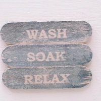 Dolls House Bathroom Wall Decor Sign Wash Soak Relax Blue Vintage Style Wood 1:12th Scale Miniature