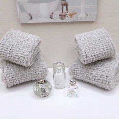 Dolls House Towels Grey with Matching Bath Salts and Ornament Jars 1:12th Scale Bathroom Miniatures