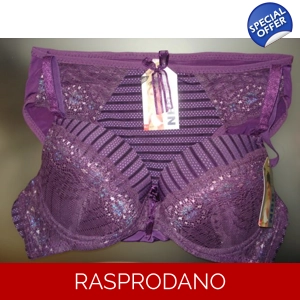 Push up komplet grudnjak + gaćice ( 158 kn )