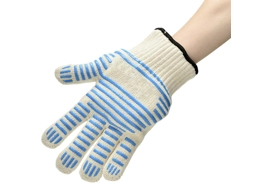 The Hot Handler - Oven / bbq glove.