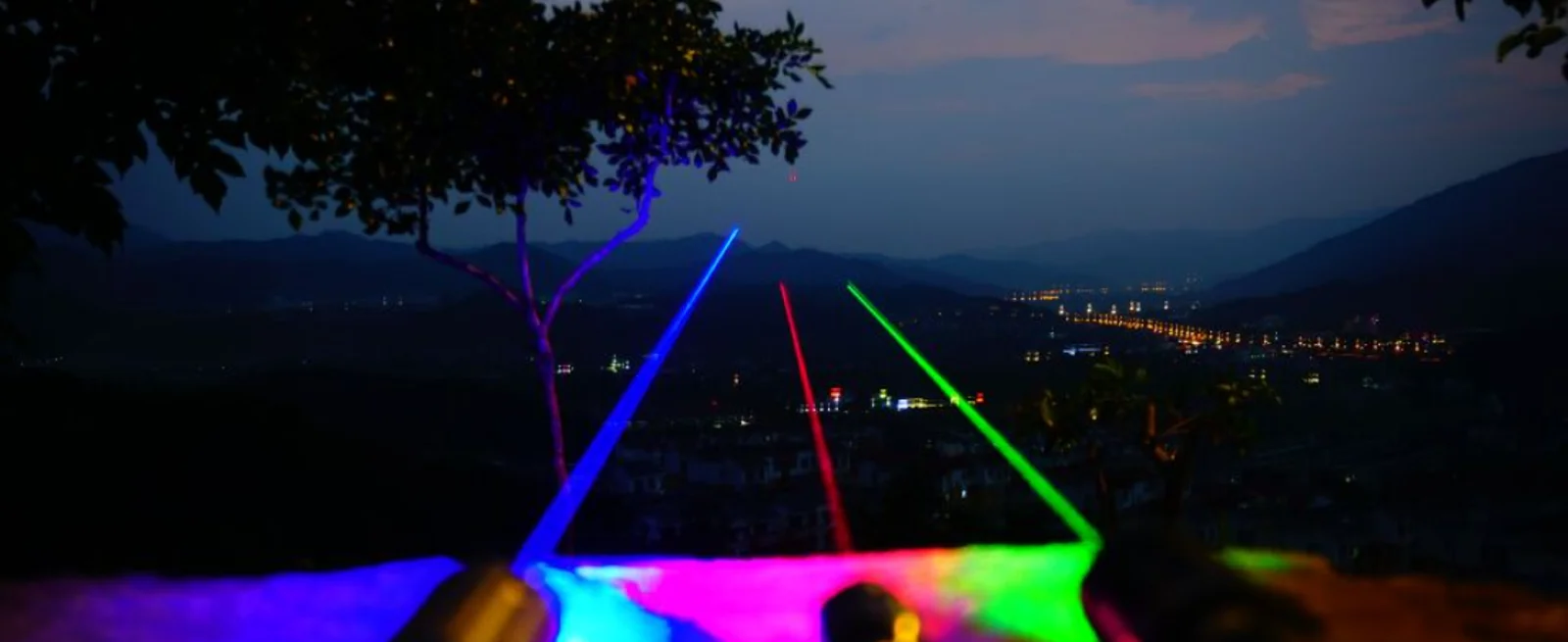 10 miles+ Long Range Bright Blue Red Green Handheld Laser