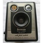 Kodak Brownie Six-20 Model D