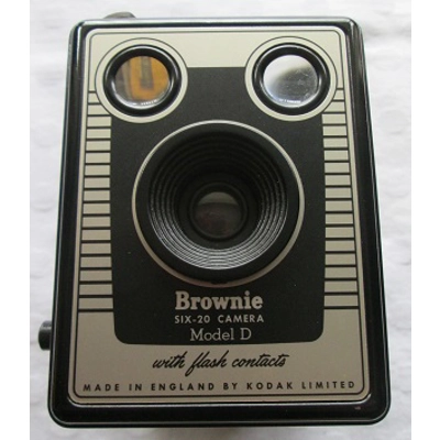 Kodak Brownie Six-20 Model D