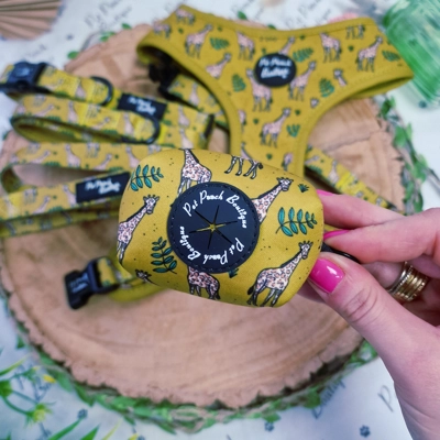 Wild Giraffe Dog Poo Bag Holder