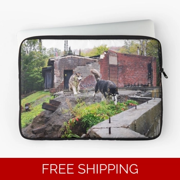 Le Studio Laptop Sleeve Dogs..