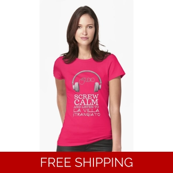 A Girlie Fitted T-Shirt Le S..