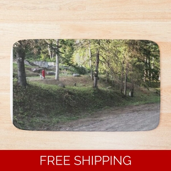 Le Studio Bath Mat Front Yar..