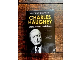 Charles Haughey: Glory, Greed, and Guns by Vincent Browne (Hardback)