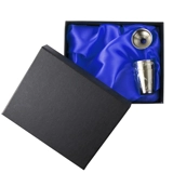 Geschenkschachtel Mit Trichter Und Bec..