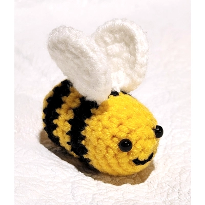 Bumblebee Mini – Handcrafted Crochet Charm