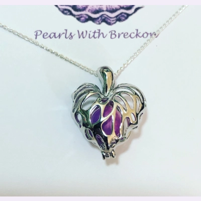 Maple Leaf Cage Pendant