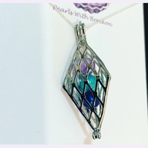 Rhombus Cage Pendant