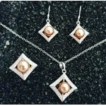 A Girls Best Friend Set