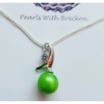 Season Twist Pendant