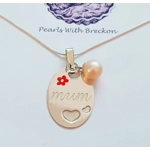 Mums Gift Pendant